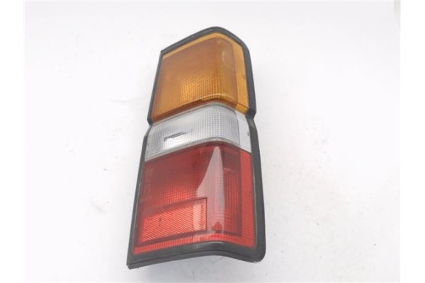 Recambio de piloto trasero derecho para nissan terrano (wd21) 2.7 td 4wd referencia OEM IAM 22023598  