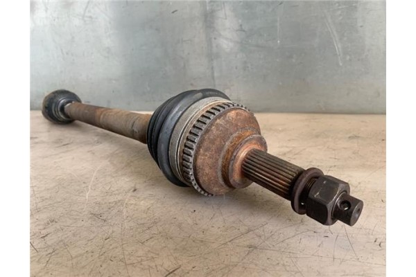 Recambio de palier delantero derecho para chrysler voyager (rg) 2.4 referencia OEM IAM 374468  