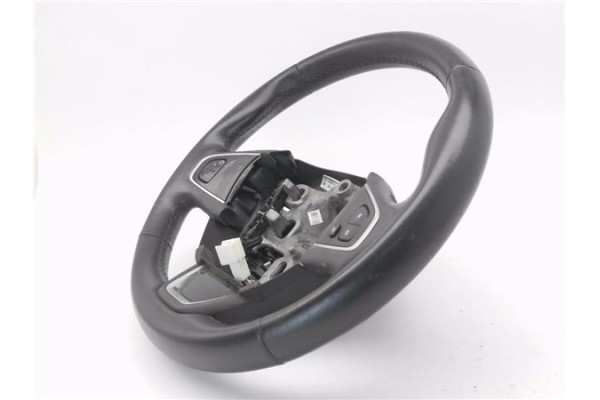 Recambio de volante para renault clio iv 0.9 limited referencia OEM IAM 484007822R 6337663A 