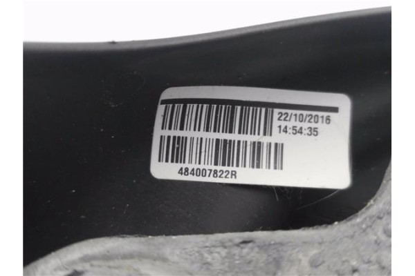 Recambio de volante para renault clio iv 0.9 limited referencia OEM IAM 484007822R 6337663A 