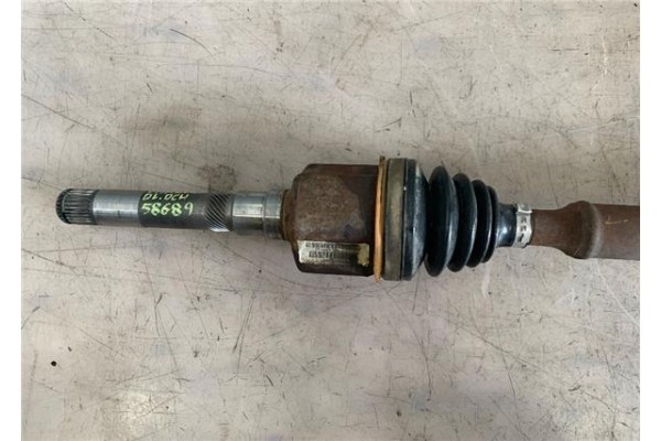 Recambio de palier delantero derecho para chrysler voyager (rg) 2.4 referencia OEM IAM 374468  