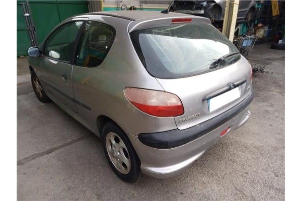 peugeot 206 del año 2001