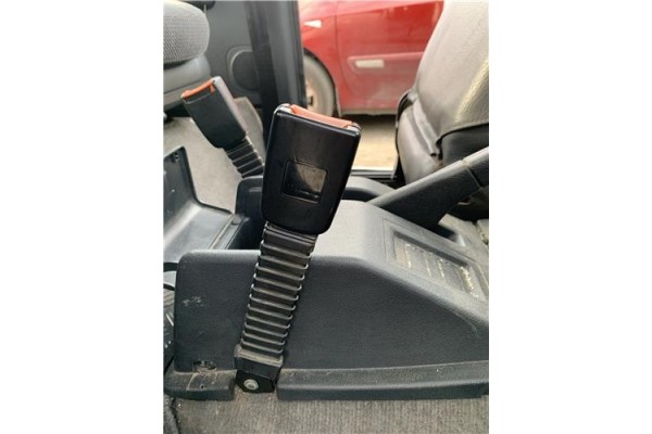 Recambio de anclaje cinturon delantero derecho para suzuki vitara (se/sf/et) 1.6 i 16v (et, ta02) referencia OEM IAM   