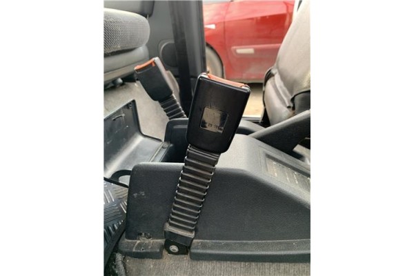 Recambio de anclaje cinturon delantero derecho para suzuki vitara (se/sf/et) 1.6 i 16v (et, ta02) referencia OEM IAM   