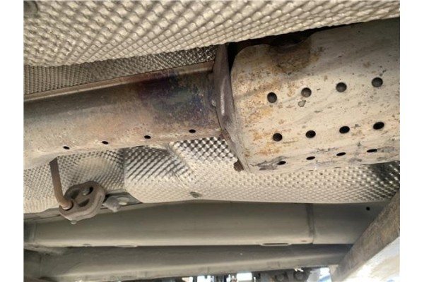 Recambio de tubo escape central para ford tourneo connect (tc7) 1.8 kombi trend corta (2009) referencia OEM IAM 5198940 5140598 