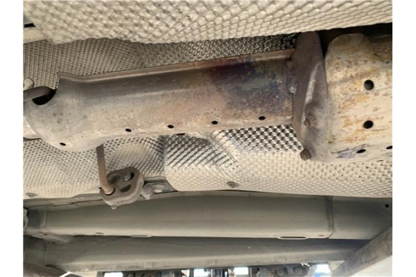 Recambio de tubo escape central para ford tourneo connect (tc7) 1.8 kombi trend corta (2009) referencia OEM IAM 5198940 5140598 