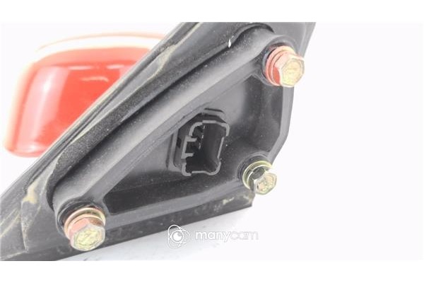 Recambio de retrovisor electrico izquierdo para hyundai lantra berlina (rd) 1.6 i referencia OEM IAM 8760529660  