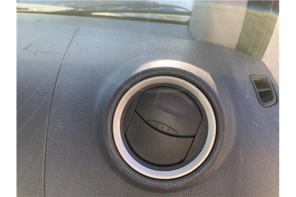 Recambio de rejilla entrada de aire para ford tourneo connect (tc7) 1.8 kombi trend corta (2009) referencia OEM IAM 5095325  