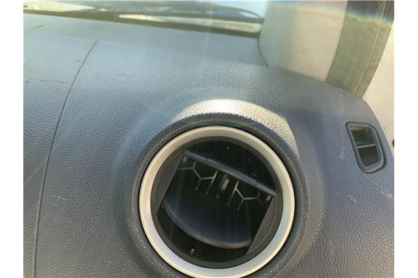 Recambio de rejilla entrada de aire para ford tourneo connect (tc7) 1.8 kombi trend corta (2009) referencia OEM IAM 5095325  