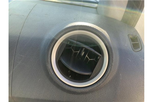 Recambio de rejilla entrada de aire para ford tourneo connect (tc7) 1.8 kombi trend corta (2009) referencia OEM IAM 5095325  