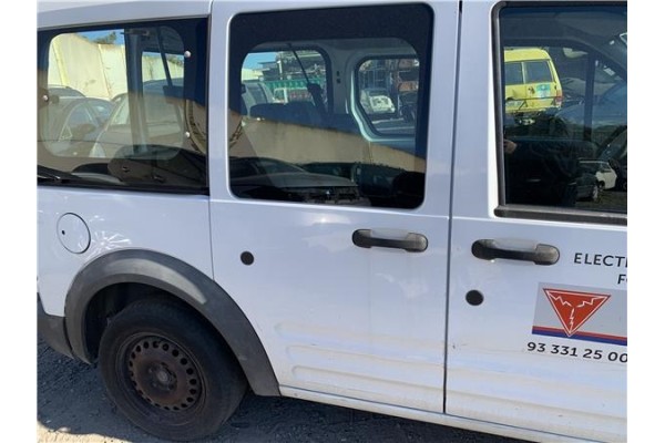 Recambio de puerta lat. corredera derecha para ford tourneo connect (tc7) 1.8 kombi trend corta (2009) referencia OEM IAM 532558