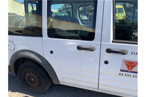 Recambio de puerta lat. corredera derecha para ford tourneo connect (tc7) 1.8 kombi trend corta (2009) referencia OEM IAM 532558