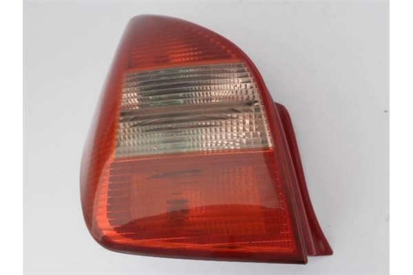 Recambio de piloto trasero izquierdo para citroen c2 1.1 referencia OEM IAM   