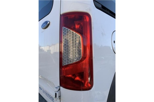 Recambio de piloto trasero derecho para ford tourneo connect (tc7) 1.8 kombi trend corta (2009) referencia OEM IAM 1369221  