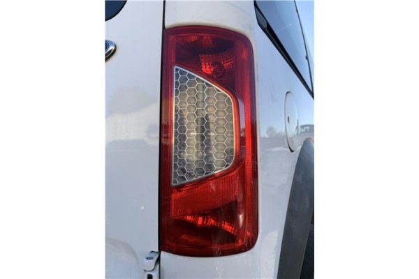 Recambio de piloto trasero derecho para ford tourneo connect (tc7) 1.8 kombi trend corta (2009) referencia OEM IAM 1369221  