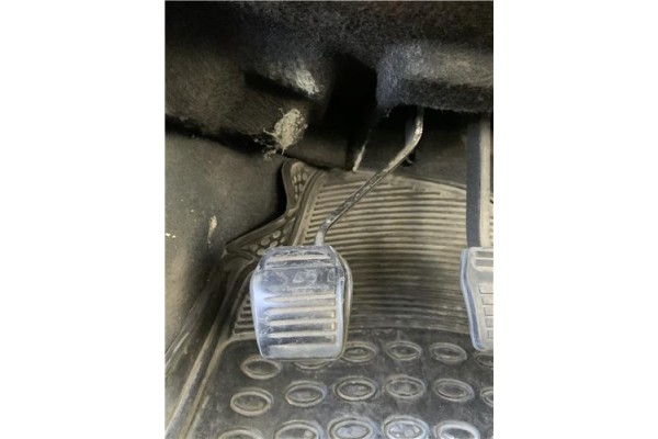 Recambio de pedal embrague para ford tourneo connect (tc7) 1.8 kombi trend corta (2009) referencia OEM IAM 1340707  