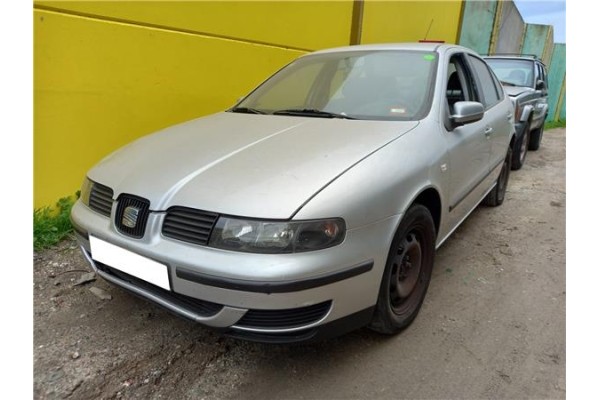 seat leon (1m1)(11.1999) del año 