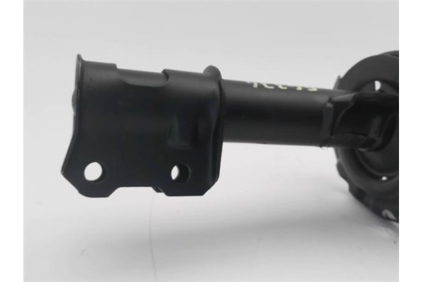 Recambio de amortiguador delantero completo para opel corsa c 1.0 referencia OEM IAM 9127454 9837414380 
