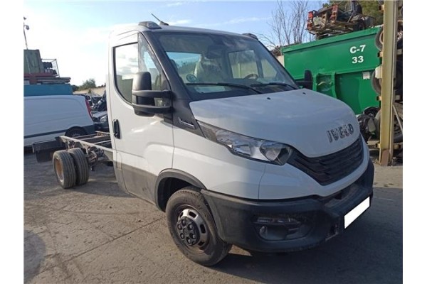 iveco tecnove fiberglass del año 2024