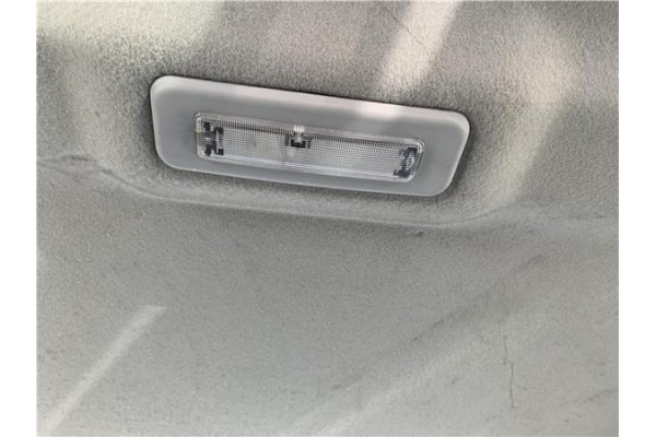 Recambio de luz trasero central techo para ford tourneo connect (tc7) 1.8 kombi trend corta (2009) referencia OEM IAM 5145259  