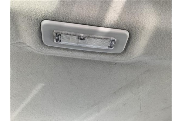 Recambio de luz trasero central techo para ford tourneo connect (tc7) 1.8 kombi trend corta (2009) referencia OEM IAM 5145259  