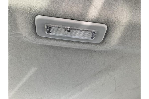 Recambio de luz trasero central techo para ford tourneo connect (tc7) 1.8 kombi trend corta (2009) referencia OEM IAM 5145259  