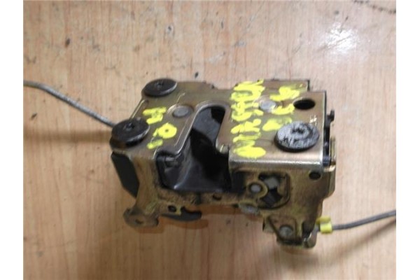 Recambio de cierre electromagnetico delantero derecho para renault master ii furgón (fd) 2.5 dci 120 referencia OEM IAM 82001471