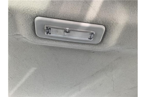 Recambio de luz trasero central techo para ford tourneo connect (tc7) 1.8 kombi trend corta (2009) referencia OEM IAM 5145259  