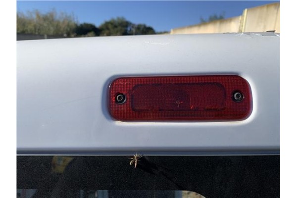 Recambio de luz central de freno para ford tourneo connect (tc7) 1.8 kombi trend corta (2009) referencia OEM IAM 5256143  