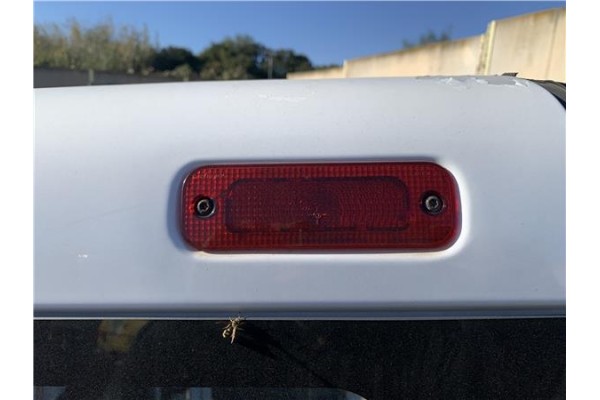 Recambio de luz central de freno para ford tourneo connect (tc7) 1.8 kombi trend corta (2009) referencia OEM IAM 5256143  