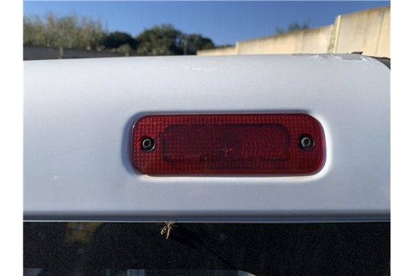 Recambio de luz central de freno para ford tourneo connect (tc7) 1.8 kombi trend corta (2009) referencia OEM IAM 5256143  