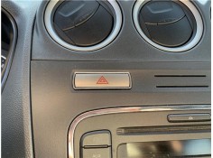 Recambio de interruptor luces emergencia para ford tourneo connect (tc7) 1.8 kombi trend corta (2009) referencia OEM IAM 1553762