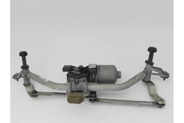 Recambio de brazo limpiaparabrisas delantero para peugeot 2008 1.2 access referencia OEM IAM   