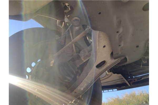 Recambio de brazo suspension delantero izquierdo para ford tourneo connect (tc7) 1.8 kombi trend corta (2009) referencia OEM IAM