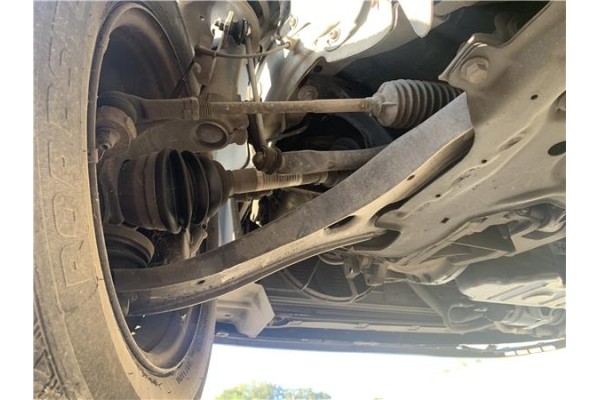 Recambio de brazo suspension delantero izquierdo para ford tourneo connect (tc7) 1.8 kombi trend corta (2009) referencia OEM IAM