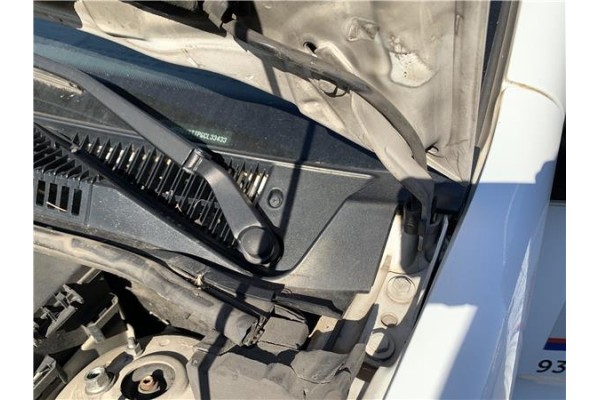 Recambio de bisagra capo izquierda para ford tourneo connect (tc7) 1.8 kombi trend corta (2009) referencia OEM IAM 1353598  