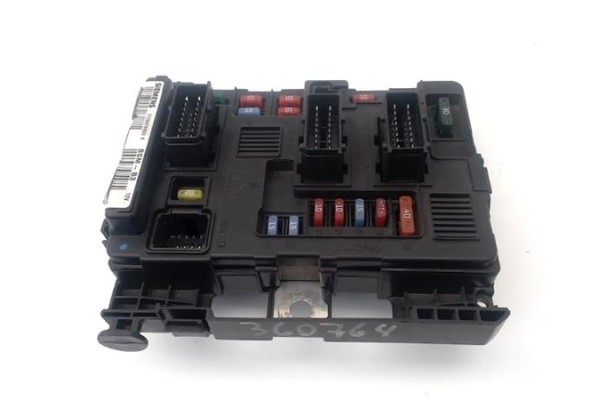 Recambio de caja fusibles/rele para citroen xsara picasso 1.6 hdi referencia OEM IAM   