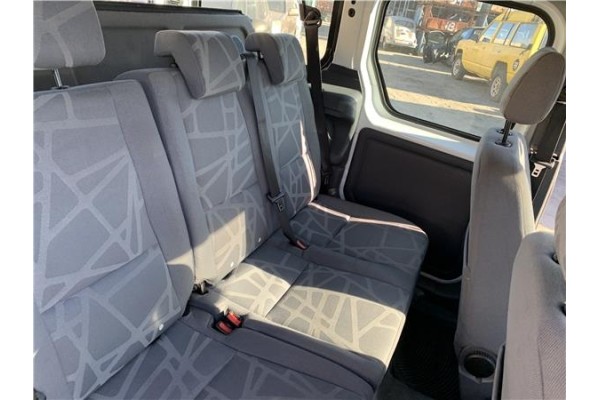 Recambio de asientos traseros para ford tourneo connect (tc7) 1.8 kombi trend corta (2009) referencia OEM IAM 0110036  