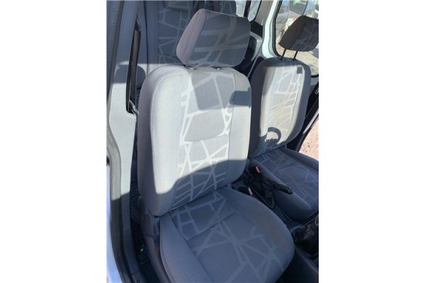 Recambio de asiento delantero derecho para ford tourneo connect (tc7) 1.8 kombi trend corta (2009) referencia OEM IAM 4944610 50