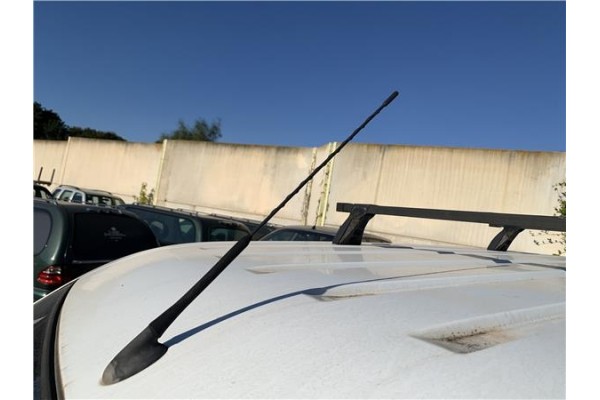 Recambio de antena electrica para ford tourneo connect (tc7) 1.8 kombi trend corta (2009) referencia OEM IAM 1948182  