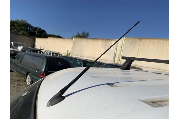 Recambio de antena electrica para ford tourneo connect (tc7) 1.8 kombi trend corta (2009) referencia OEM IAM 1948182  