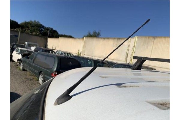 Recambio de antena electrica para ford tourneo connect (tc7) 1.8 kombi trend corta (2009) referencia OEM IAM 1948182  