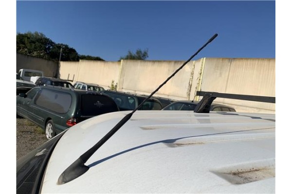 Recambio de antena electrica para ford tourneo connect (tc7) 1.8 kombi trend corta (2009) referencia OEM IAM 1948182  