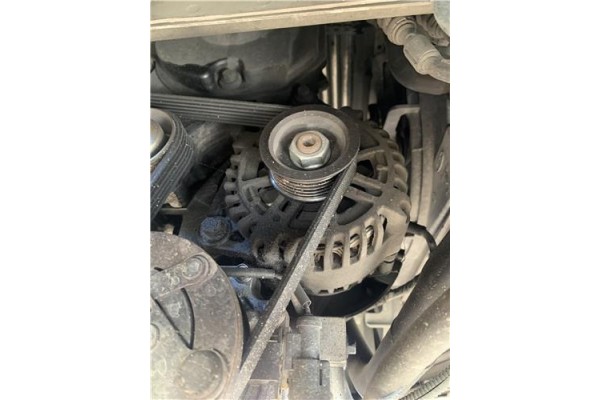 Recambio de alternador para ford tourneo connect (tc7) 1.8 kombi trend corta (2009) referencia OEM IAM 1376671  