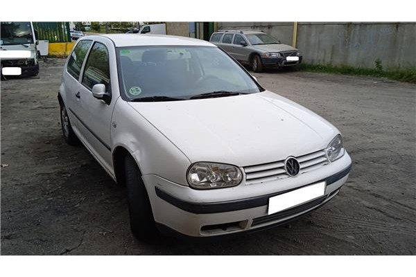 volkswagen golf iv berlina (1j1) del año 2001