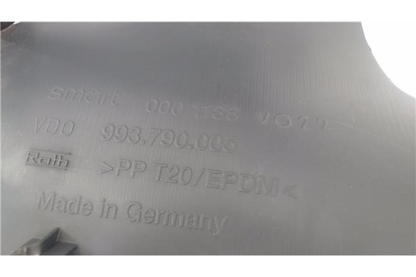 Recambio de embellecedor columna direccion para smart crossblade 0.6 crossblade referencia OEM IAM 0001186V022  