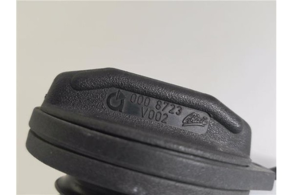Recambio de tapon combustible para smart crossblade 0.6 crossblade referencia OEM IAM 0008723V002  