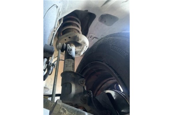 Recambio de amortiguador delantero derecho para opel corsa d 1.2 referencia OEM IAM 13214354  