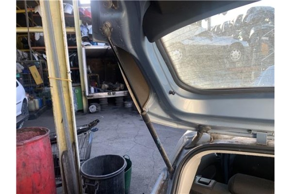 Recambio de amortiguador porton para opel corsa d 1.2 referencia OEM IAM 13182309  