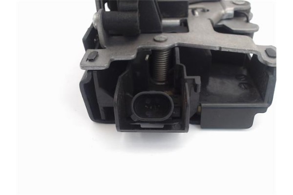Recambio de cierre electromagnetico delantero izquierdo para volkswagen caddy (2k) 1.9 kombi referencia OEM IAM 3B1837015AN  3B1